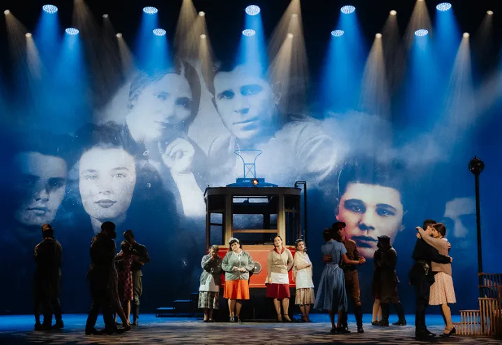 galereja-leningradochka-03